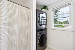 281 Washington St, Taunton, MA 02780 - Photo 18