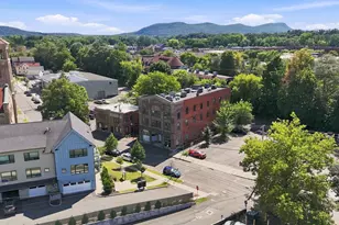 17 Hawley St, Northampton, MA 01060 - Photo 32