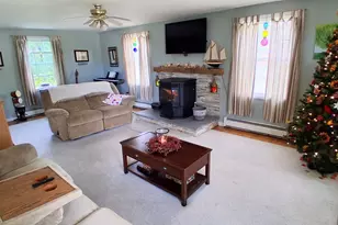 10 Marcam Village Rd, Oxford, MA 01537 - Photo 10