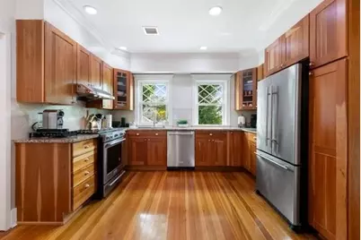 251 Massachusetts Avenue #2, Arlington, MA 02474 - Photo 4