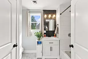 47 Perkins St, Somerset, MA 02725 - Photo 20
