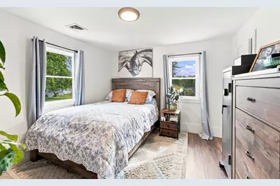 47 Perkins St, Somerset, MA 02725 - Photo 12