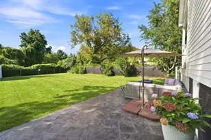 47 Perkins St, Somerset, MA 02725 - Photo 34