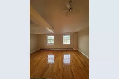 52 Washington St #10, Marblehead, MA 01945 - Photo 4
