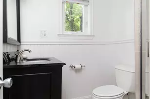 6 Rollins Ct, Cambridge, MA 02139 - Photo 28