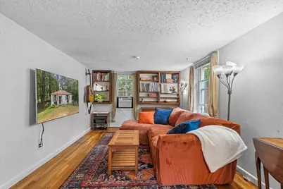 543-547 Quinapoxet St, Holden, MA 01522 - Photo 10