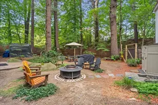 543-547 Quinapoxet St, Holden, MA 01522 - Photo 16