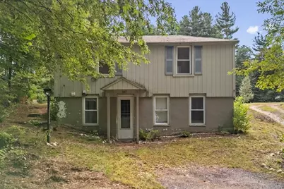 543-547 Quinapoxet St, Holden, MA 01522 - Photo 4
