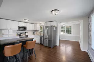 77 Quequechan Rd, Taunton, MA 02780 - Photo 6