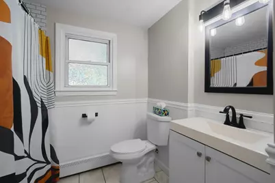 77 Quequechan Rd, Taunton, MA 02780 - Photo 12