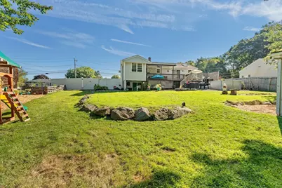 77 Quequechan Rd, Taunton, MA 02780 - Photo 38