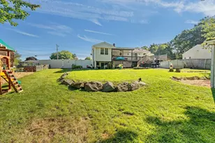 77 Quequechan Rd, Taunton, MA 02780 - Photo 38