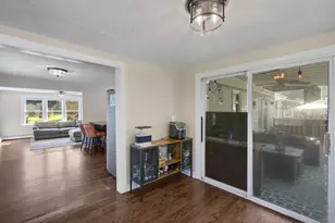 77 Quequechan Rd, Taunton, MA 02780 - Photo 10