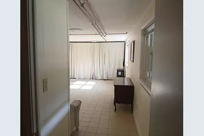 27 Middletown St #B2, Millbury, MA 01527 - Photo 6