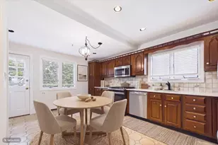 9 Granada Ave, Boston, MA 02131 - Photo 20
