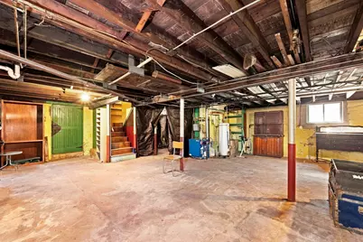 9 Gregg St, Beverly, MA 01915 - Photo 32