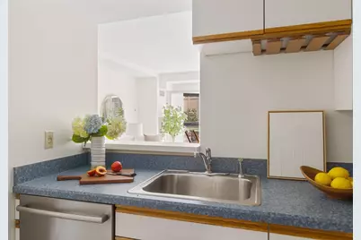 975 Massachusetts Avenue #108, Arlington, MA 02476 - Photo 4