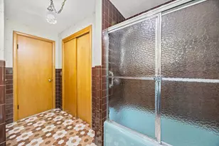 538 Newton St, South Hadley, MA 01075 - Photo 24