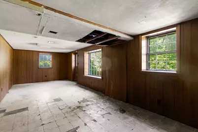 220 Essex St, Lynnfield, MA 01940 - Photo 38