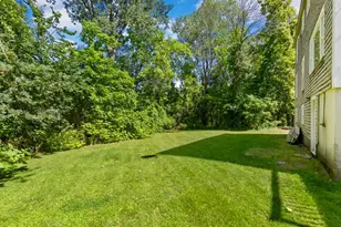 220 Essex St, Lynnfield, MA 01940 - Photo 40