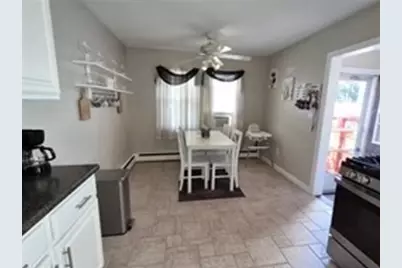 178 California St, Fall River, MA 02723 - Photo 10