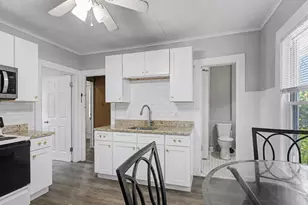 81 Adams St, Springfield, MA 01105 - Photo 30