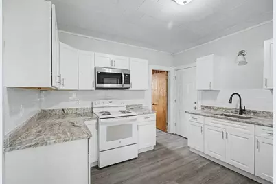 81 Adams St, Springfield, MA 01105 - Photo 14