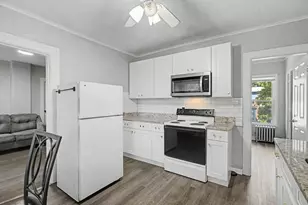 81 Adams St, Springfield, MA 01105 - Photo 32