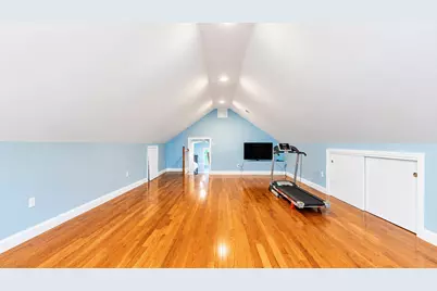 9 Fells Circle, Wellesley, MA 02482 - Photo 14