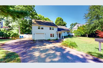 9 Fells Circle, Wellesley, MA 02482 - Photo 2
