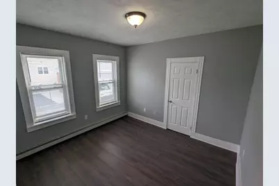 185 Riverside Ave #185, Medford, MA 02155 - Photo 6
