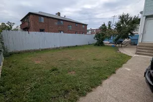 185 Riverside Ave, Medford, MA 02155 - Photo 12
