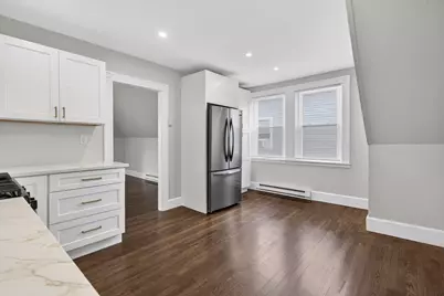 21 Dunlap St #3, Salem, MA 01970 - Photo 4