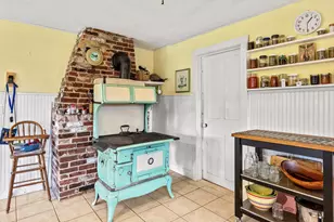 37 Cottage St, Belchertown, MA 01007 - Photo 30
