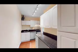 66 Queensberry St, Boston, MA 02215 - Photo 2