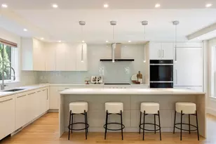 27 Walden St, Cambridge, MA 02140 - Photo 16