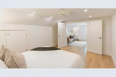 27 Walden St #2, Cambridge, MA 02140 - Photo 32