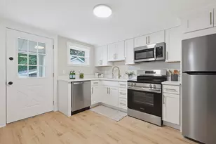 4 Ryan St, Randolph, MA 02368 - Photo 10