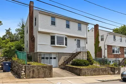 194 Glenellen Rd, Boston, MA 02132 - Photo 16