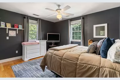 22 Aberdeen Ave, Waltham, MA 02453 - Photo 20