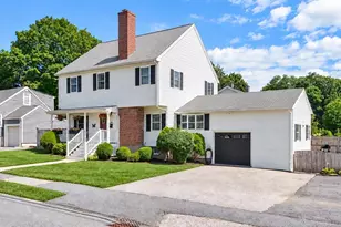 22 Aberdeen Ave, Waltham, MA 02453 - Photo 2