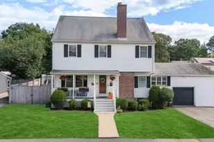 22 Aberdeen Ave, Waltham, MA 02453 - Photo 1