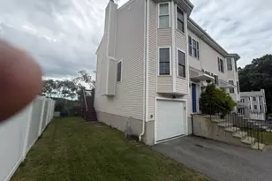 4 Pearlbush Path, Worcester, MA 01607 - Photo 2
