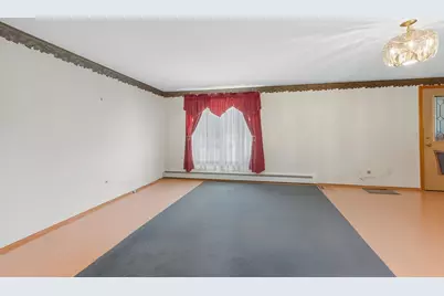 126 Montaup Ave, Dracut, MA 01826 - Photo 16