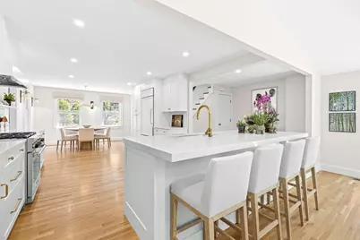 39 Fairbanks Ave, Wellesley, MA 02481 - Photo 14