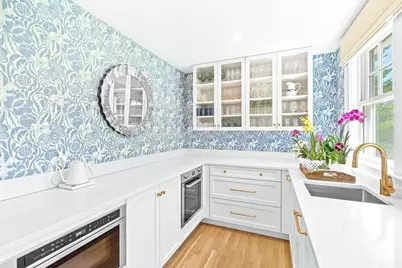 39 Fairbanks Ave, Wellesley, MA 02481 - Photo 8