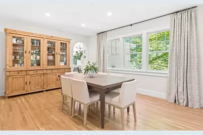 39 Fairbanks Ave, Wellesley, MA 02481 - Photo 18