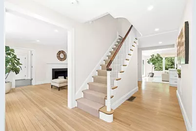 39 Fairbanks Ave, Wellesley, MA 02481 - Photo 4