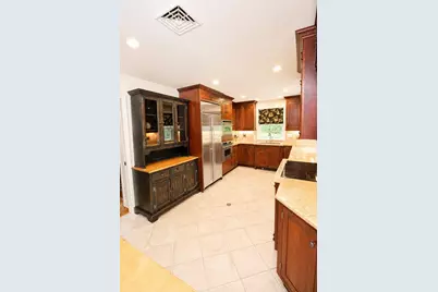 52 Brentwood, Chelmsford, MA 01824 - Photo 8