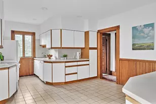 15 Yerxa Rd, Cambridge, MA 02140 - Photo 12